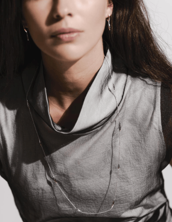 Necklace Silver Glint Station Statement Necklace