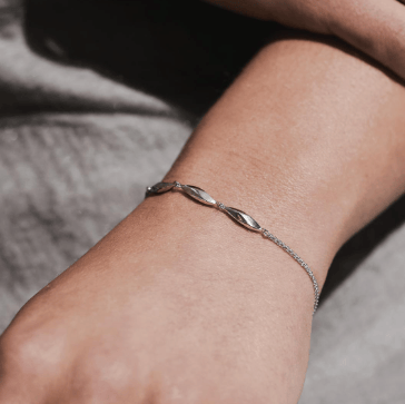 Bracelet Silver Glint Triplet Toggle Bracelet