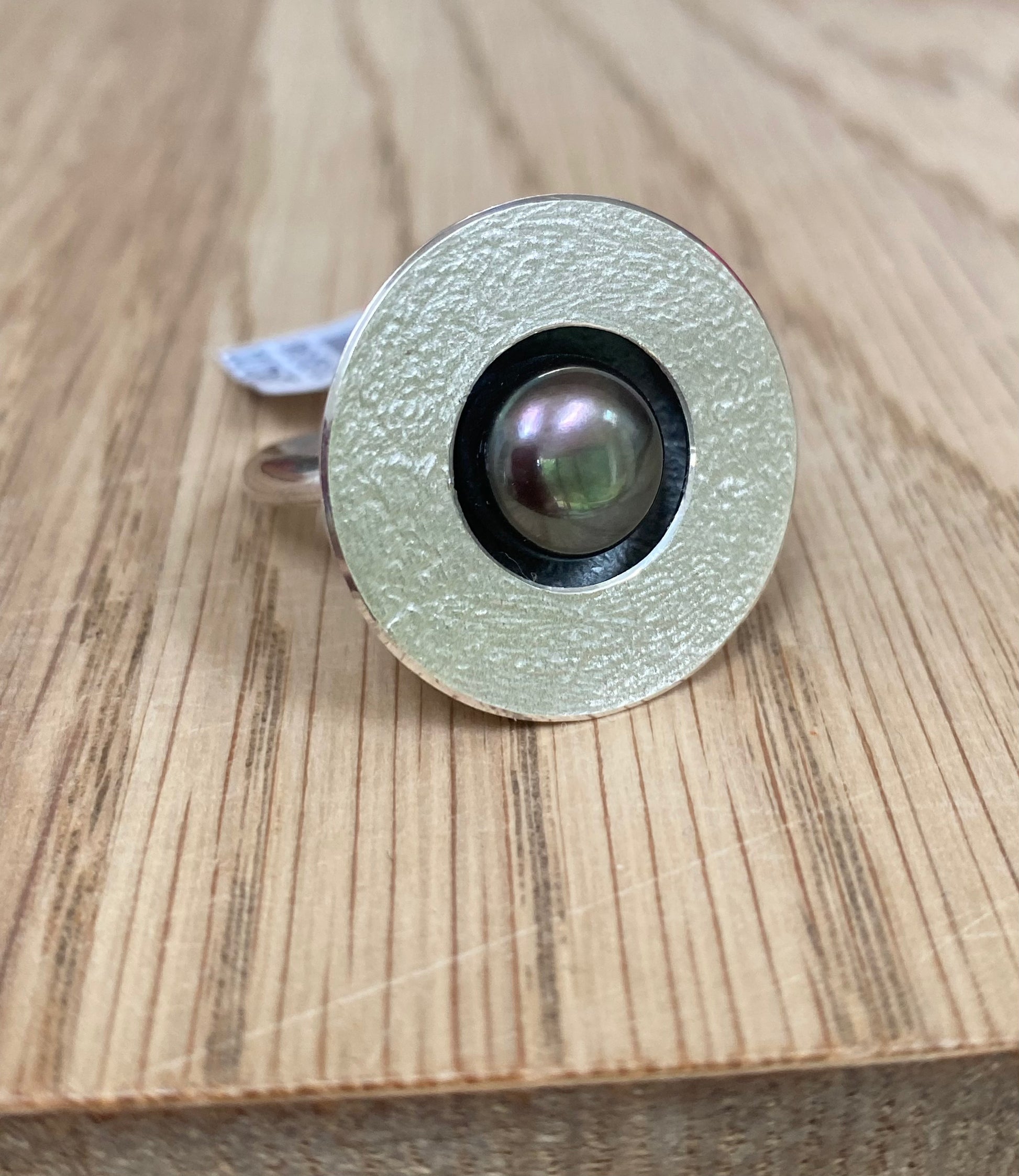 Silver peacock pearl ring size M Ring Atelier Gilmar