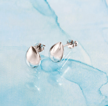 Smooth Coast Pebble Stud Earrings Earrings Kit Heath