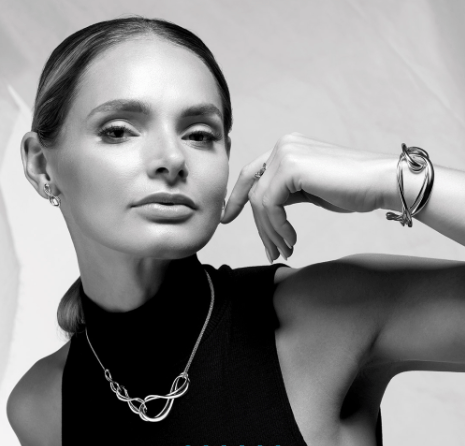 The Infinity Grande Cuff Bangle Bangle Kit Heath