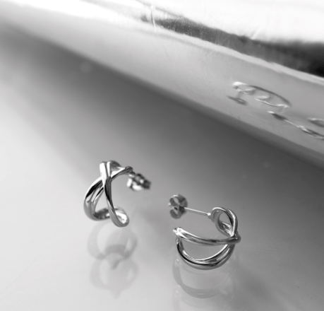 The Infinity Hoop Earrings Hoop Earrings Kit Heath