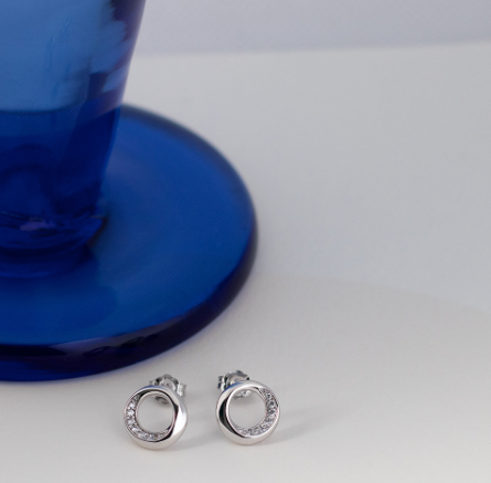 Bevel Cirque Pavé Stud Earrings Earrings Kit Heath   