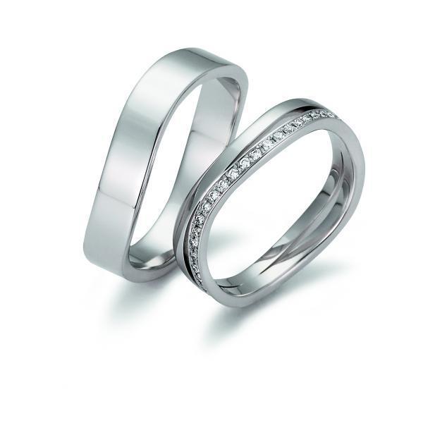 18ct white gold wave shaped full set diamond ring TW VS1 0.23ct Ring Gerstner   