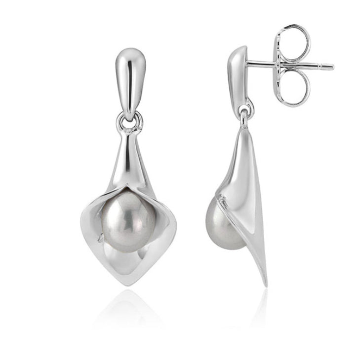 Amanda Cox Silver grey pearl short drop earrings Earrings Amanda Cox   