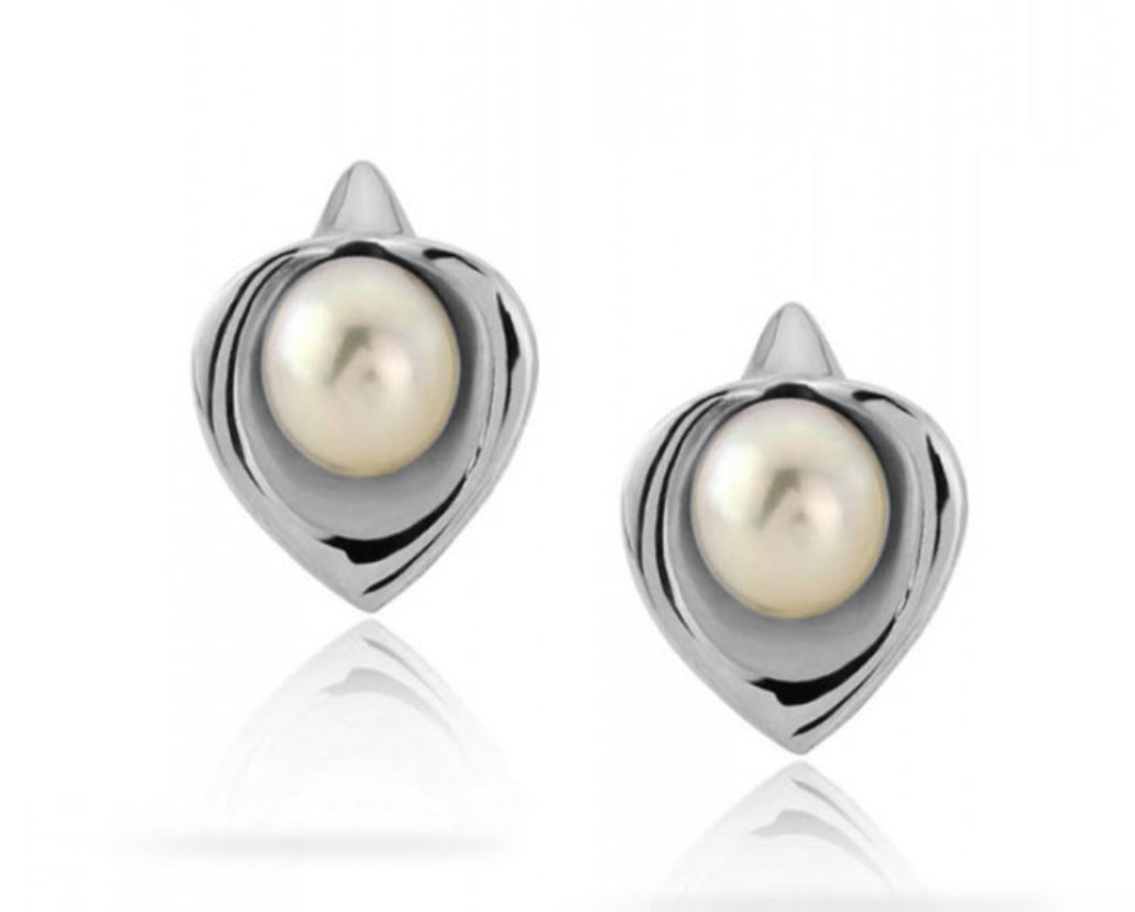 Amanda Cox Silver medium white pearl calla lily stud earrings Earrings Amanda Cox   