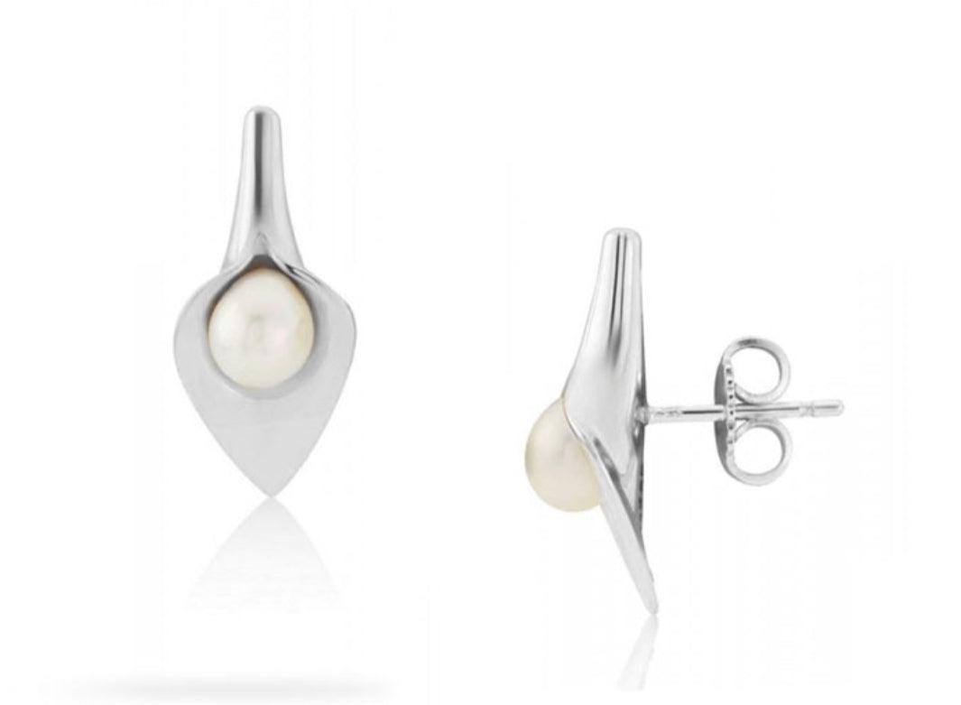 Amanda Cox Silver small white pearl calla lily stud earrings Earrings Amanda Cox   